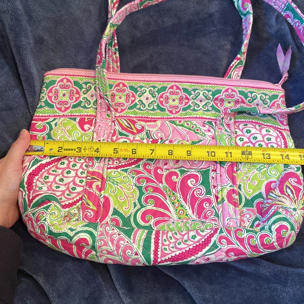 Vera Bradley Purse in Pinwheel Pink Pattern - Picture 2 of 10